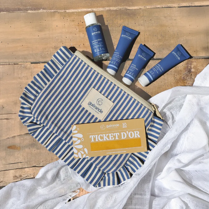 Discovery toiletry kit